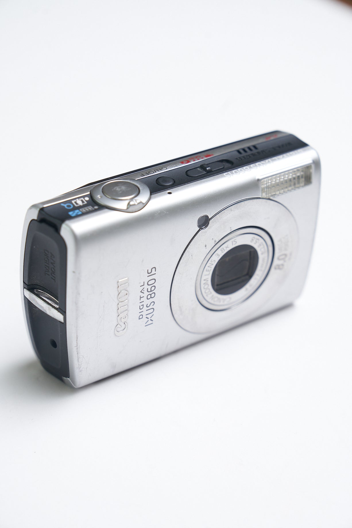 Canon IXUS 860