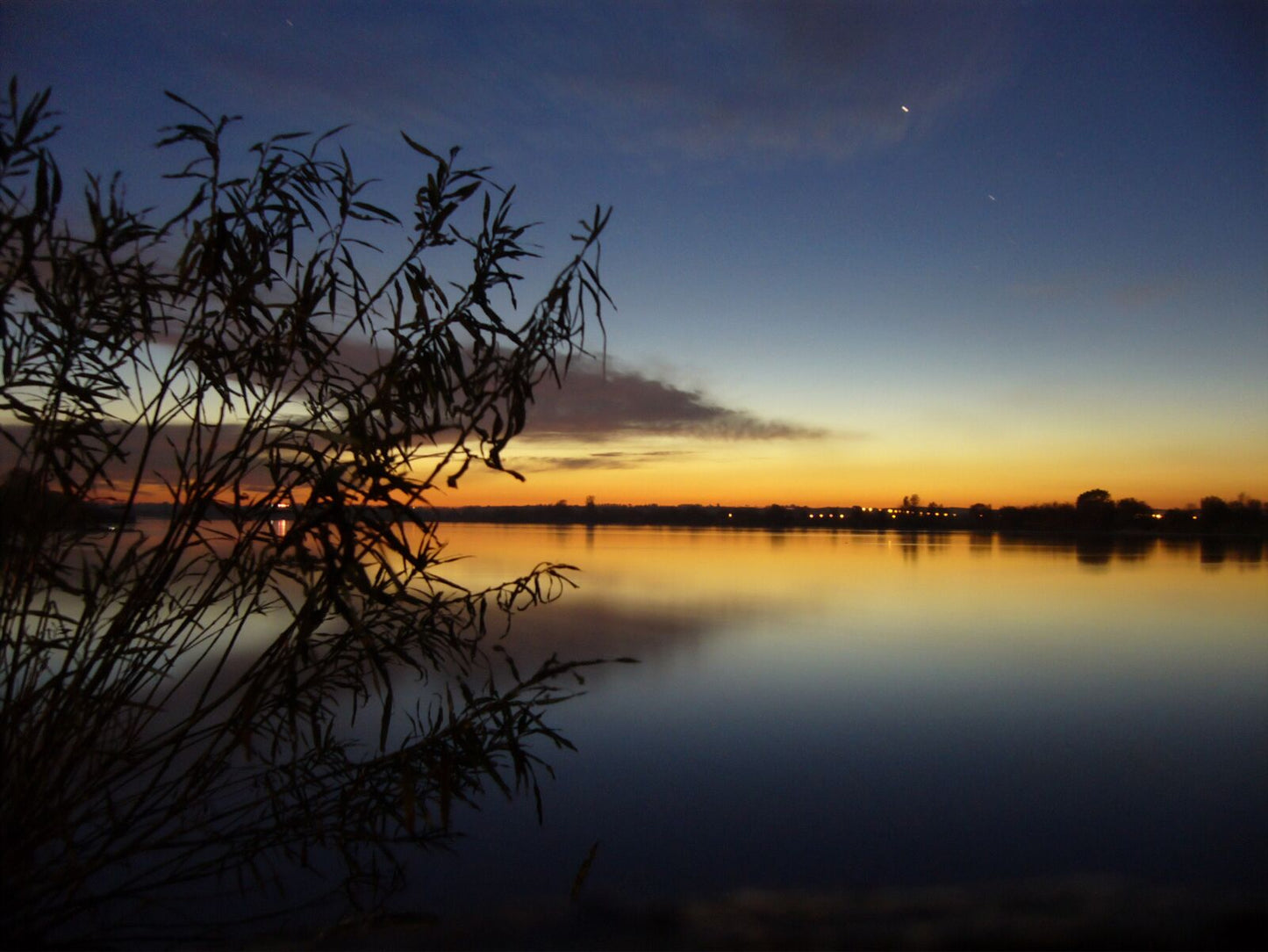 Lumix LS2