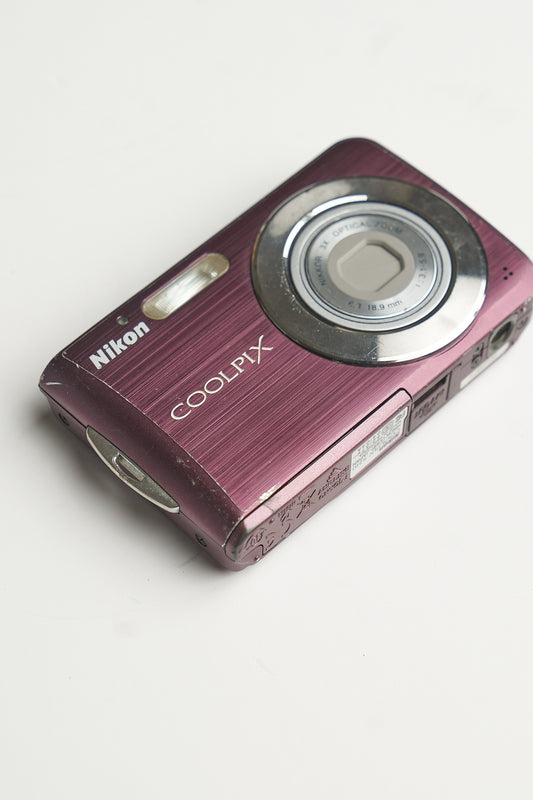 Nikon Coolpix S210