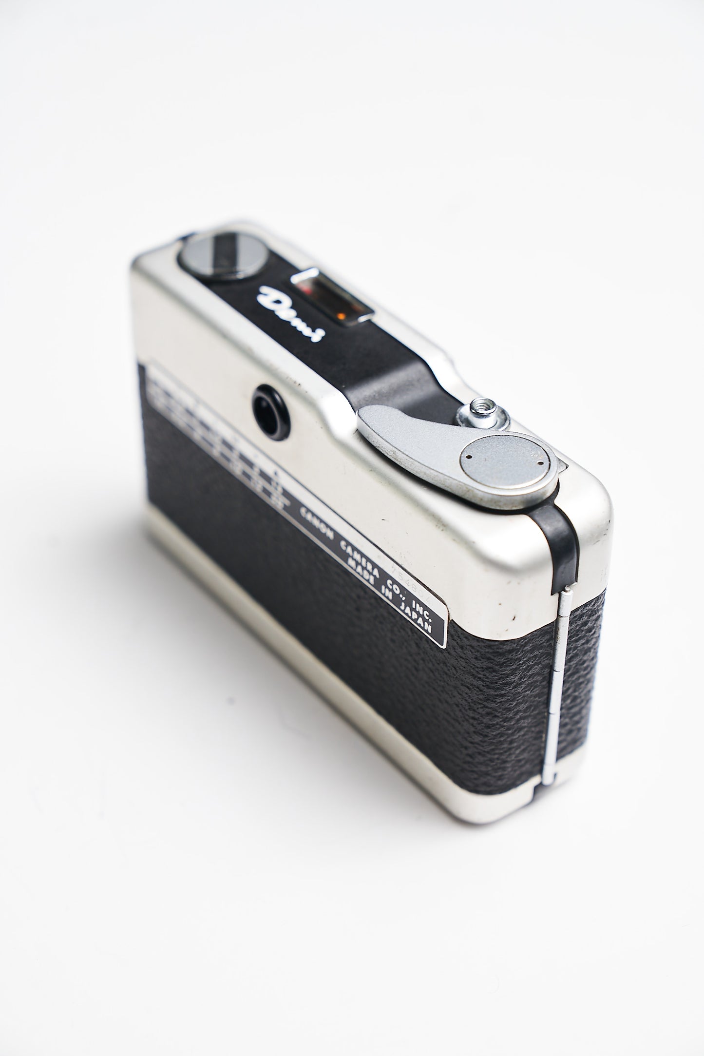 Canon Demi EE28