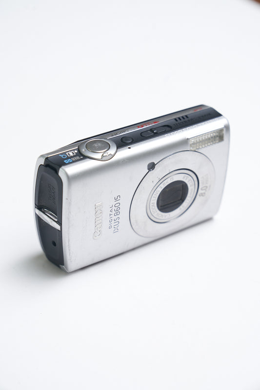 Canon IXUS 860
