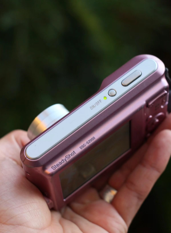 Sony Cybershot S2000 Pink *Rare*